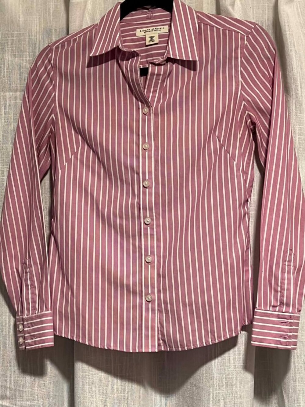 Banana Republic Fitted Button-Down Shirt Tailored Stripe